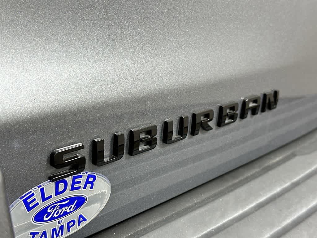 Thumbnail: 2019 Chevrolet Suburban - 7