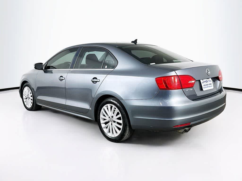 Thumbnail: 2014 Volkswagen Jetta - 4