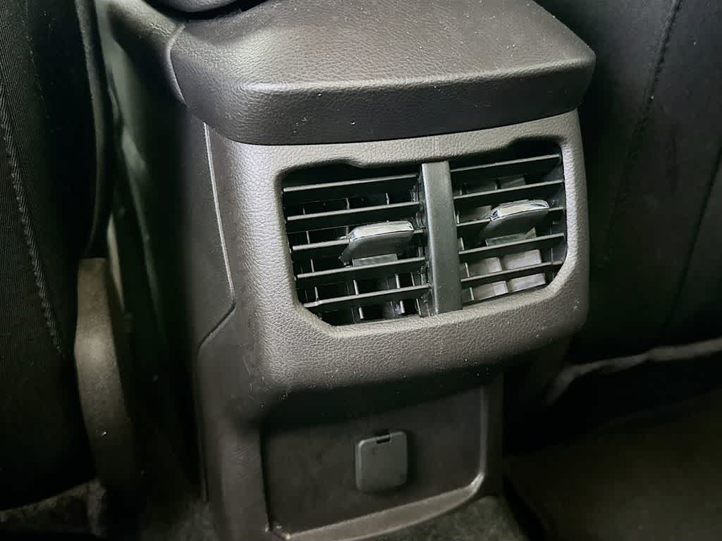 Thumbnail: 2014 Ford Fusion - 13