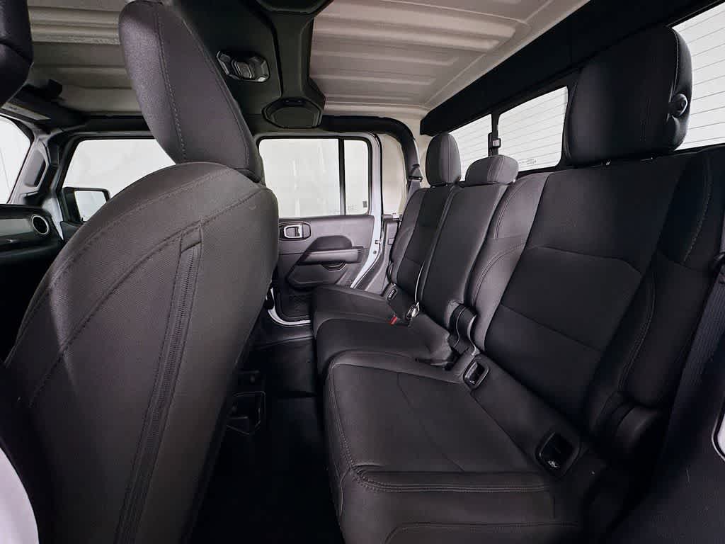 Thumbnail: 2023 Jeep Gladiator - 13