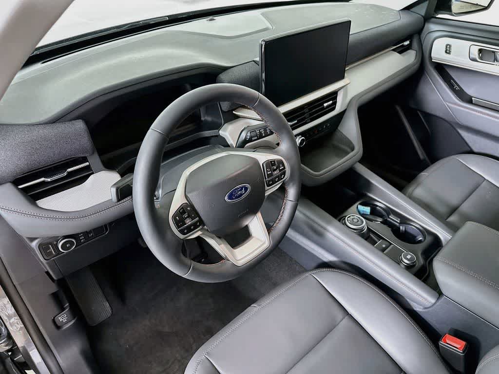 Thumbnail: 2026 Ford Explorer - 2