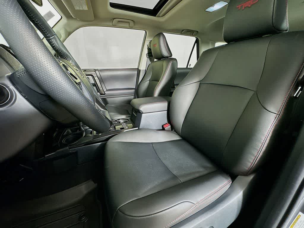 2024 Toyota 4Runner TRD Off Road 11