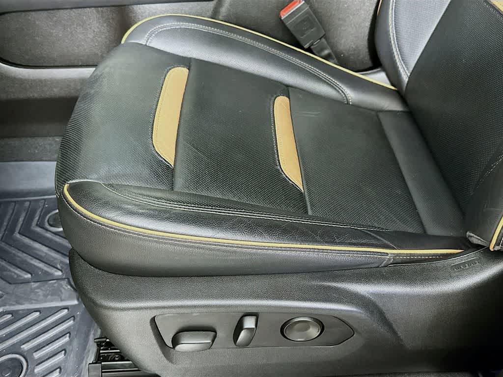 Thumbnail: 2021 GMC Yukon - 31