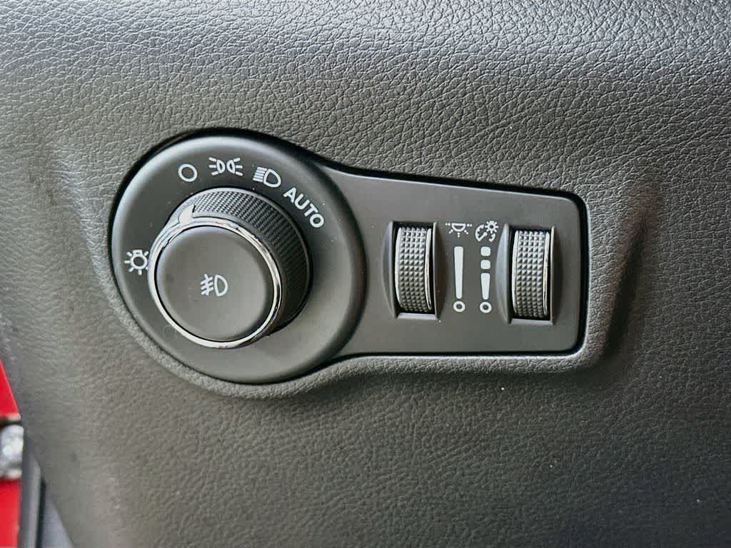 Thumbnail: 2023 Jeep Compass - 26