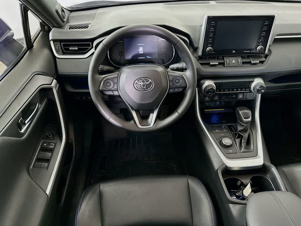 Thumbnail: 2020 Toyota RAV4 - 10