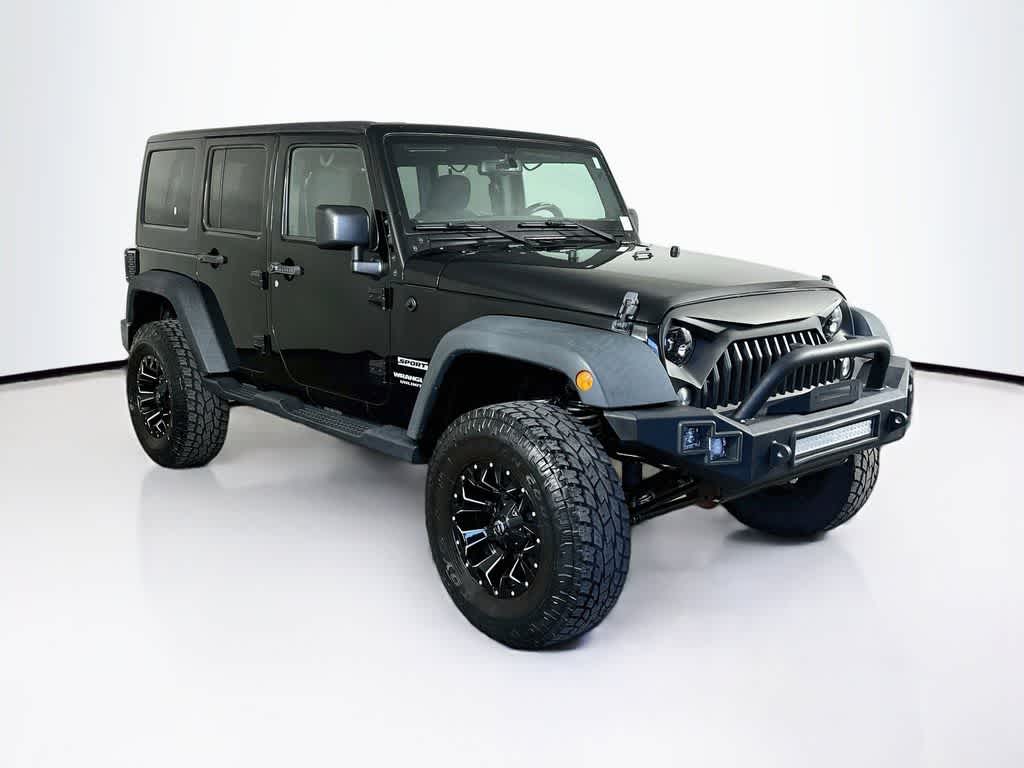 Thumbnail: 2016 Jeep Wrangler - 23