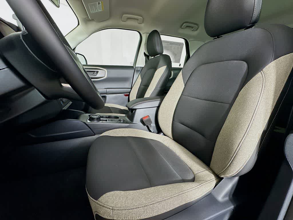 Thumbnail: 2025 Ford Bronco Sport - 12