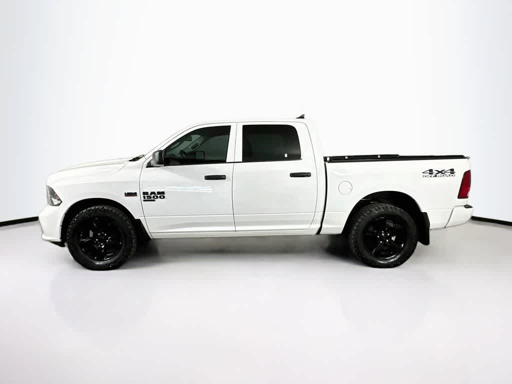 Thumbnail: 2020 RAM 1500 Classic - 3