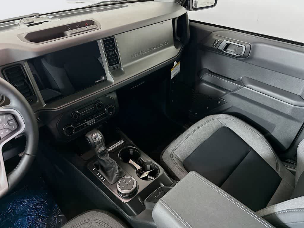 Thumbnail: 2025 Ford Bronco - 11