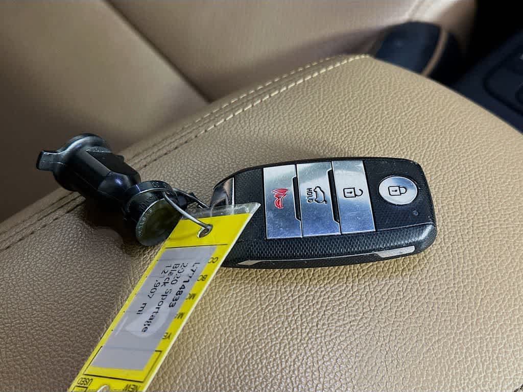 Thumbnail: 2020 Kia Sportage - 22