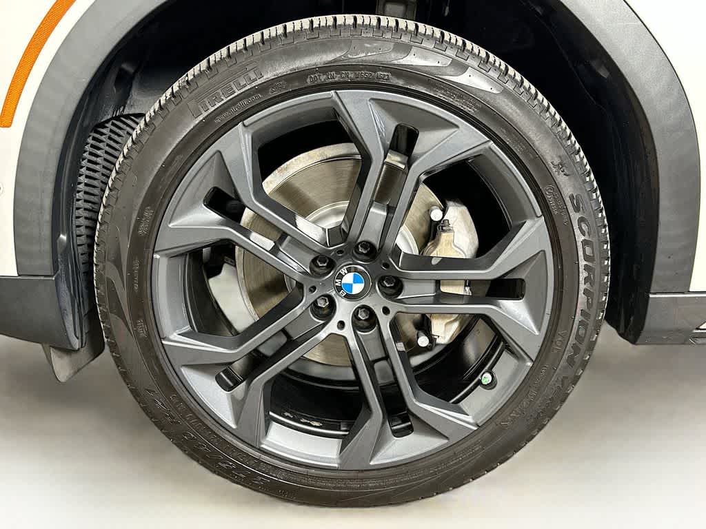 Thumbnail: 2020 BMW X6 - 8