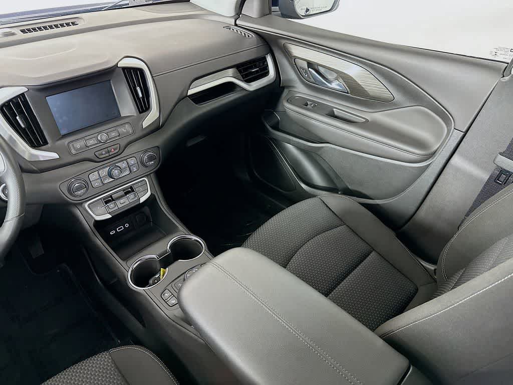 2022 GMC Terrain SLE 11