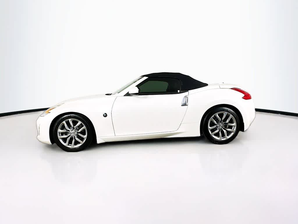 Thumbnail: 2013 Nissan Z - 3