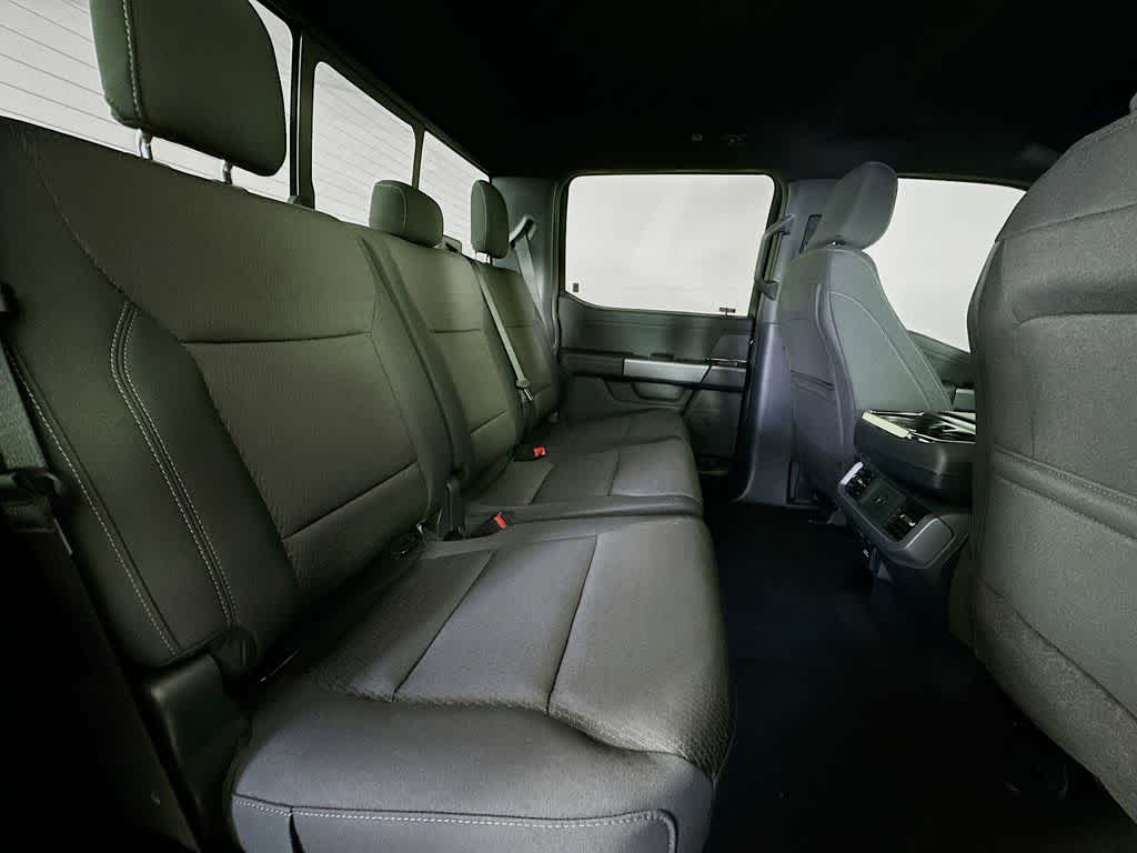 Thumbnail: 2025 Ford F-150 - 32