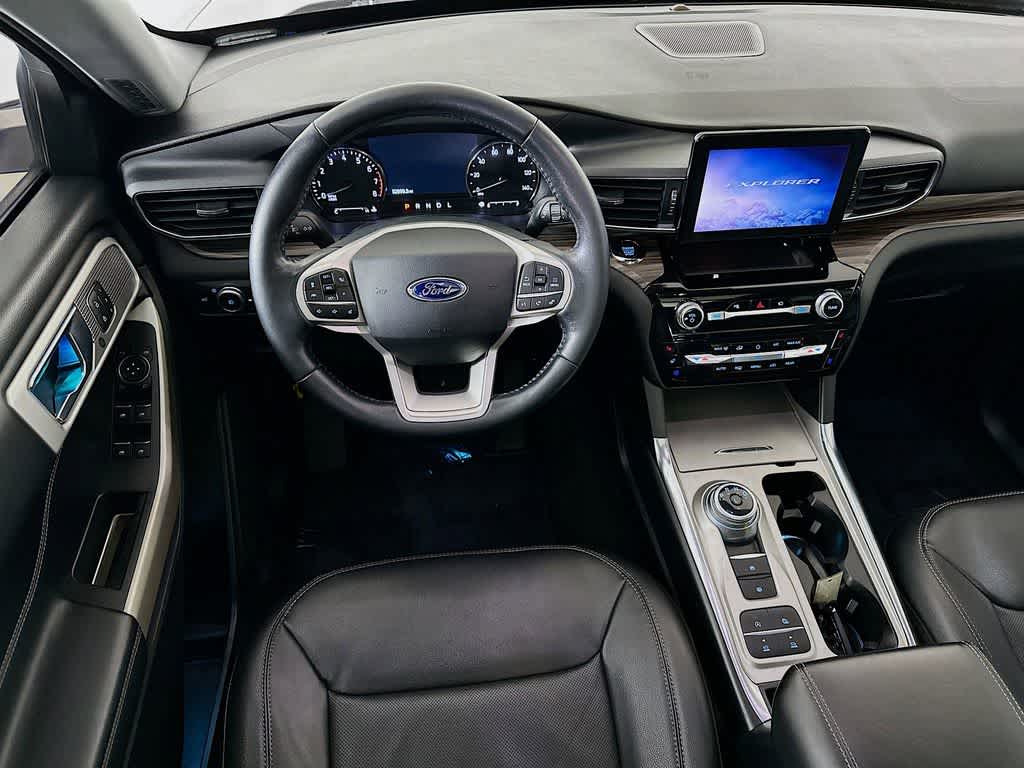 Thumbnail: 2021 Ford Explorer - 9