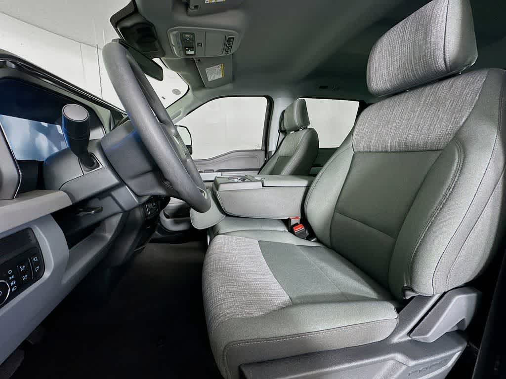 Thumbnail: 2026 Ford F-250 - 12