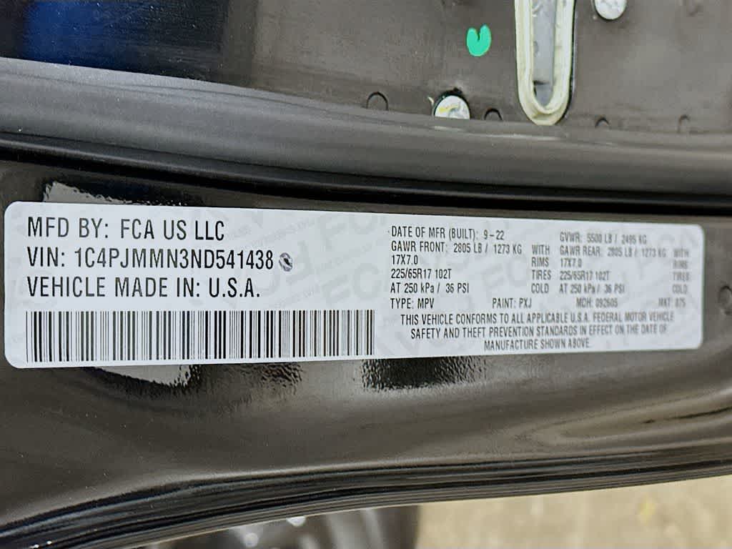 Thumbnail: 2022 Jeep Cherokee - 23