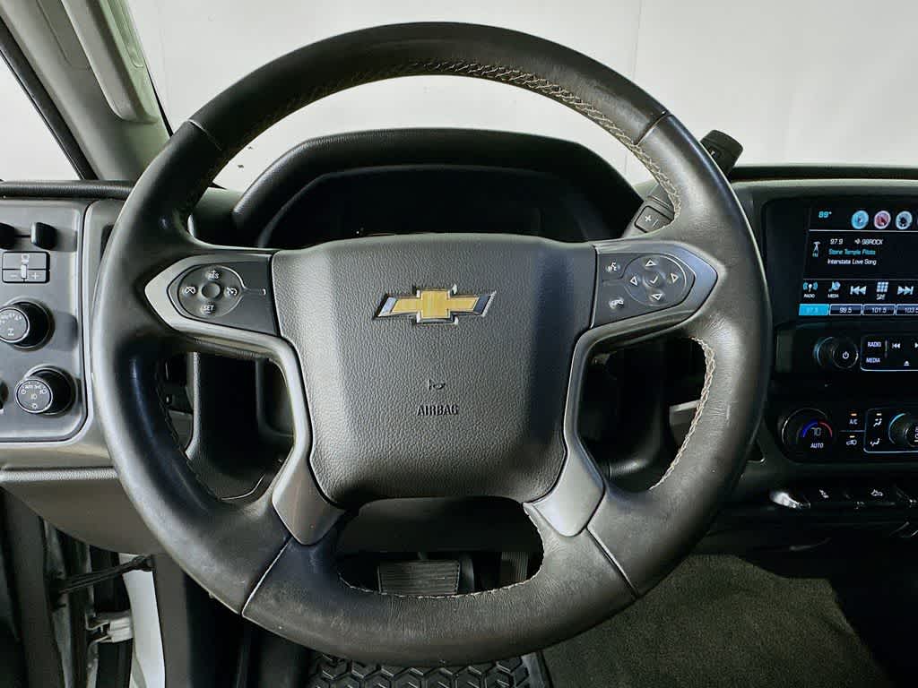 Thumbnail: 2017 Chevrolet Silverado 1500 - 15