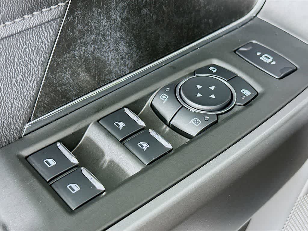 Thumbnail: 2026 Ford F-250 - 30