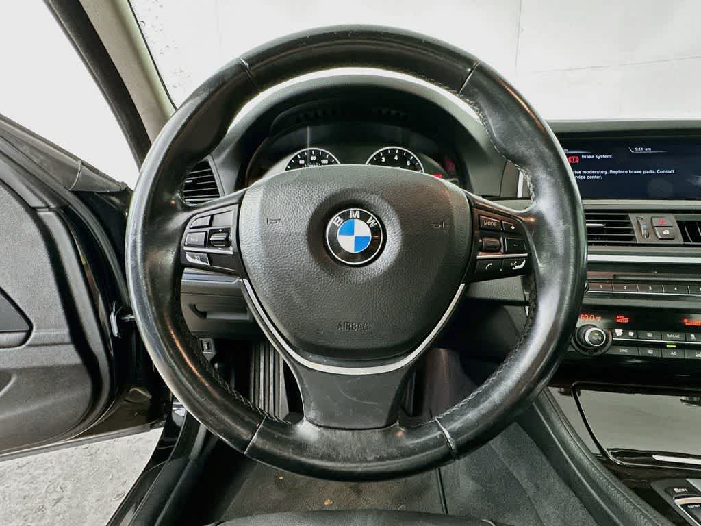 Thumbnail: 2015 BMW 5 Series - 16