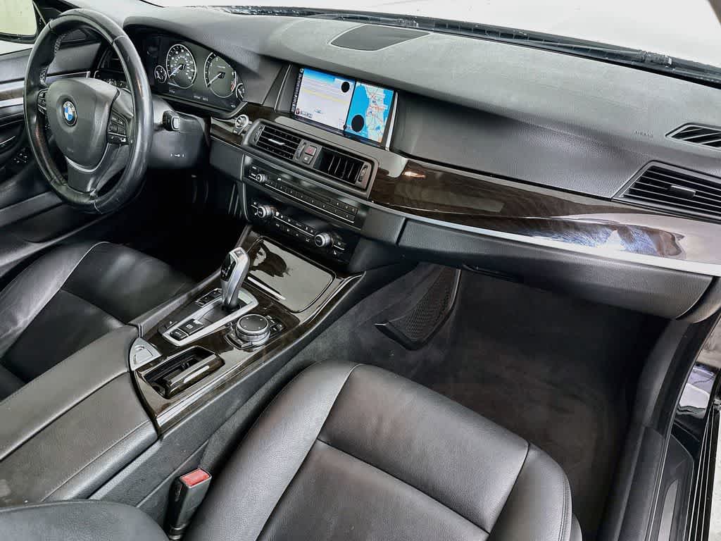 Thumbnail: 2015 BMW 5 Series - 34