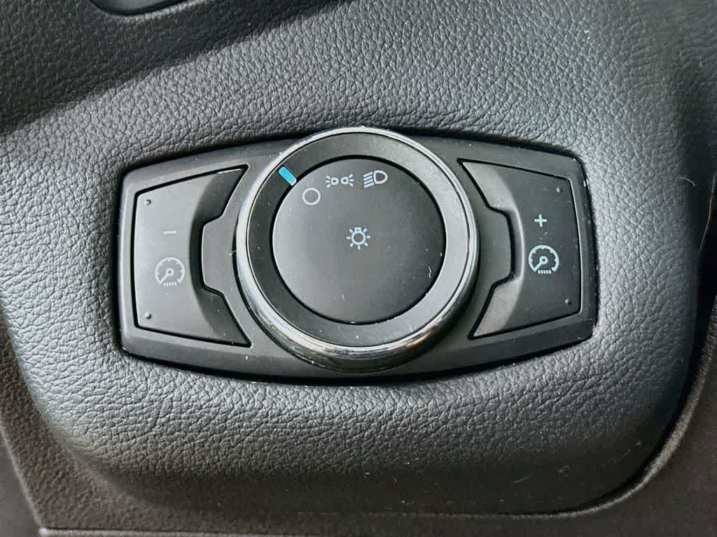 Thumbnail: 2013 Ford Escape - 25