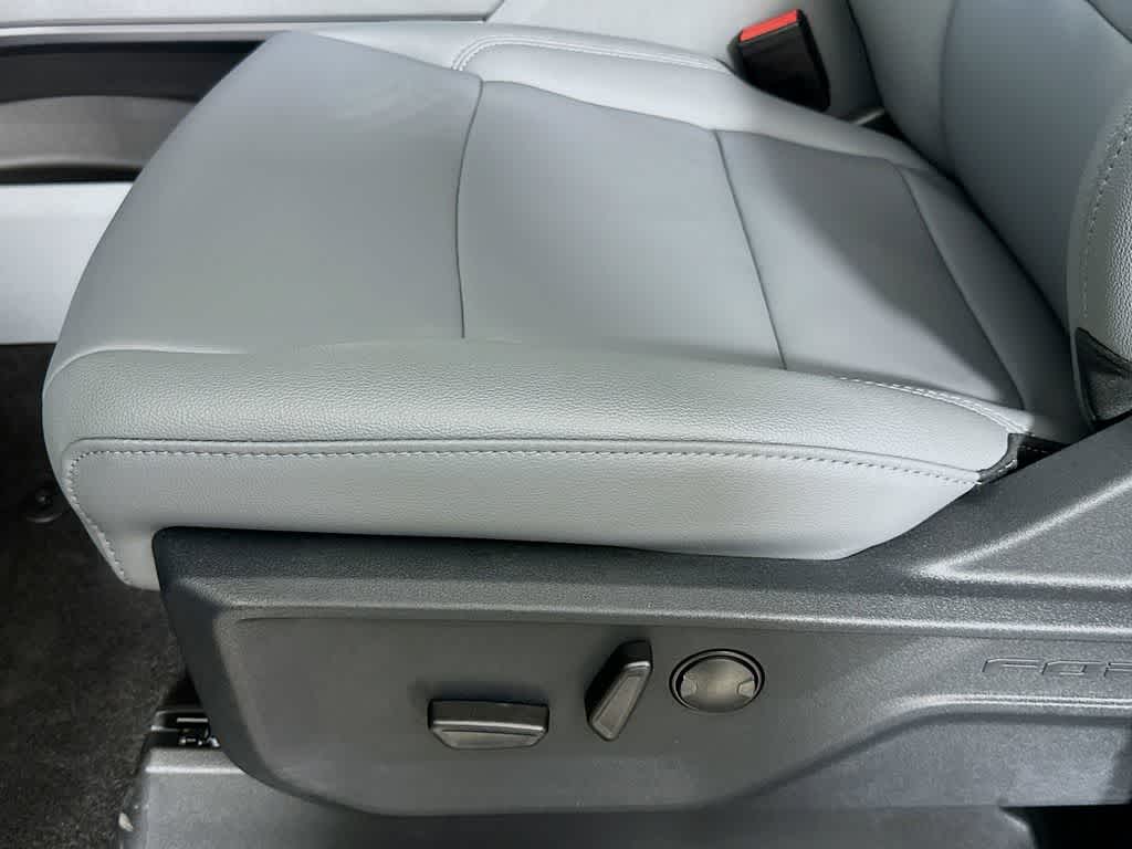 Thumbnail: 2025 Ford F-150 - 31