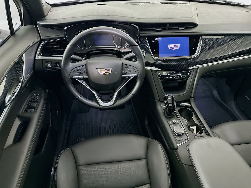 Thumbnail: 2025 Cadillac XT6 - 10