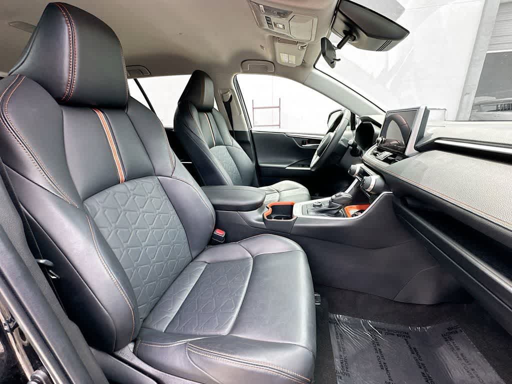 Thumbnail: 2023 Toyota RAV4 - 14