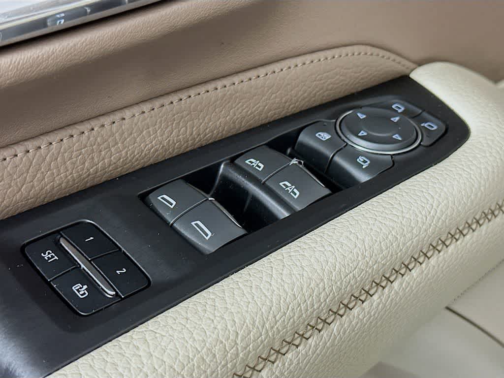 Thumbnail: 2021 GMC Yukon - 29