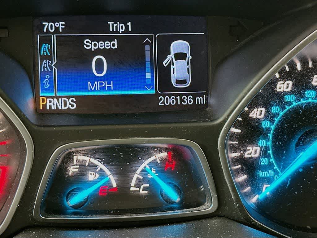 Thumbnail: 2015 Ford Escape - 20