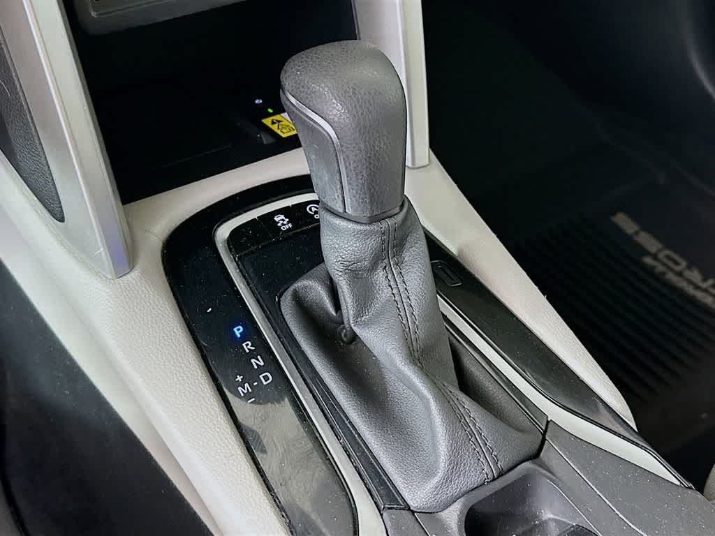 Thumbnail: 2023 Toyota Corolla Cross - 19