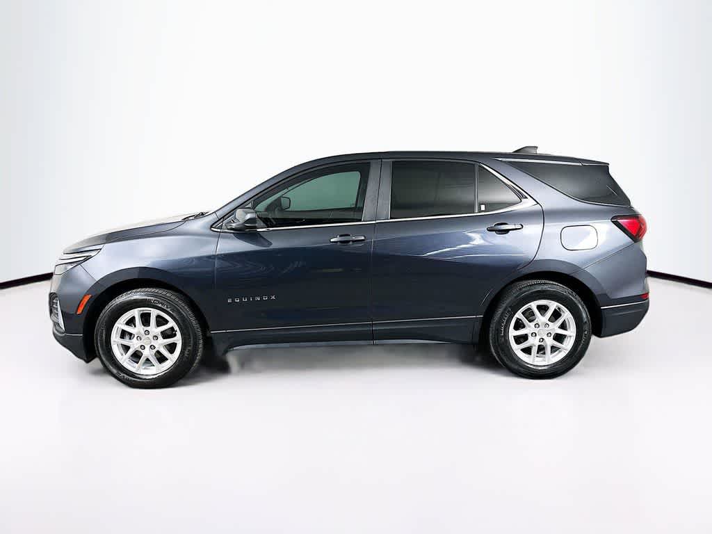 Thumbnail: 2022 Chevrolet Equinox - 3