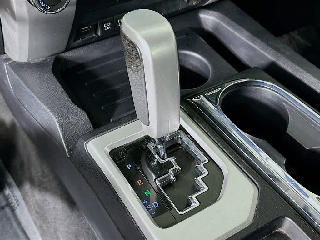 Thumbnail: 2021 Toyota Tundra - 19