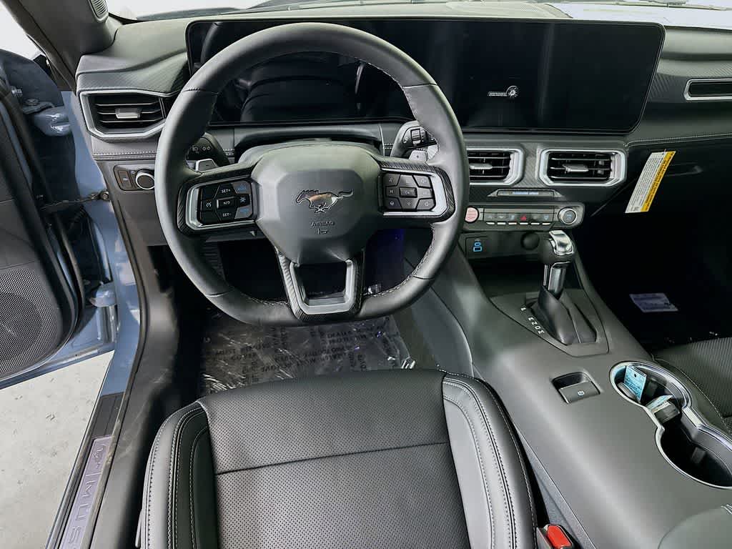 Thumbnail: 2025 Ford Mustang - 10