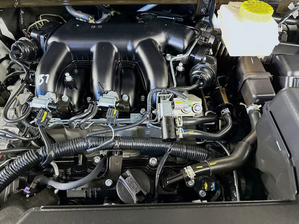 Thumbnail: 2025 Nissan Pathfinder - 8