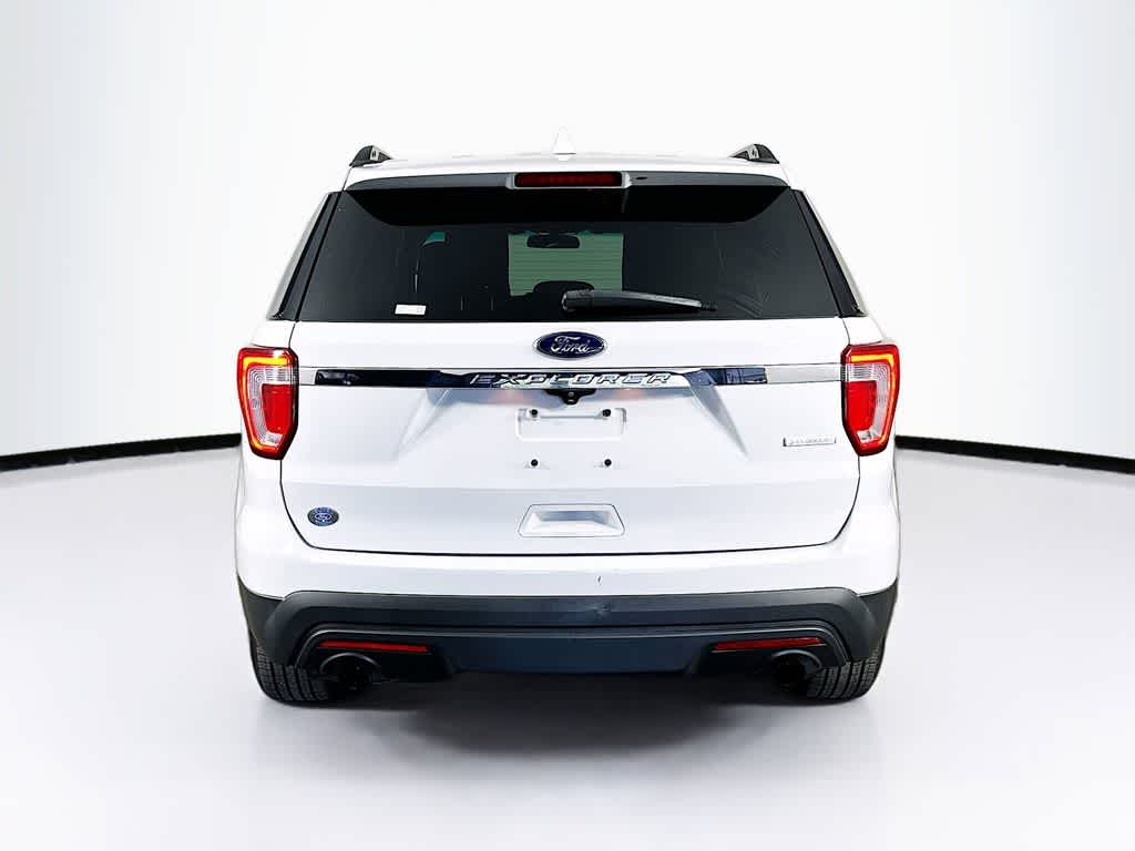 Thumbnail: 2017 Ford Explorer - 5