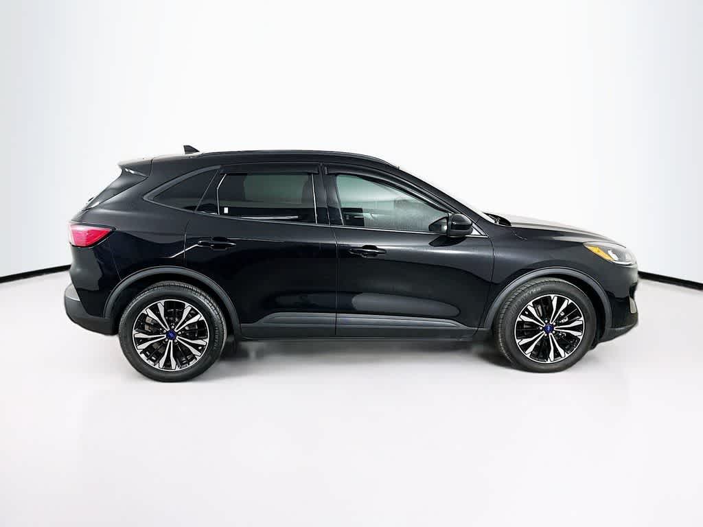 Thumbnail: 2021 Ford Escape - 25