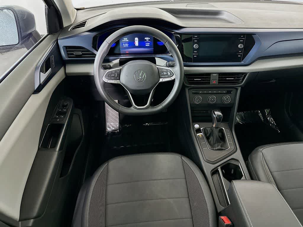 Thumbnail: 2022 Volkswagen Taos - 10