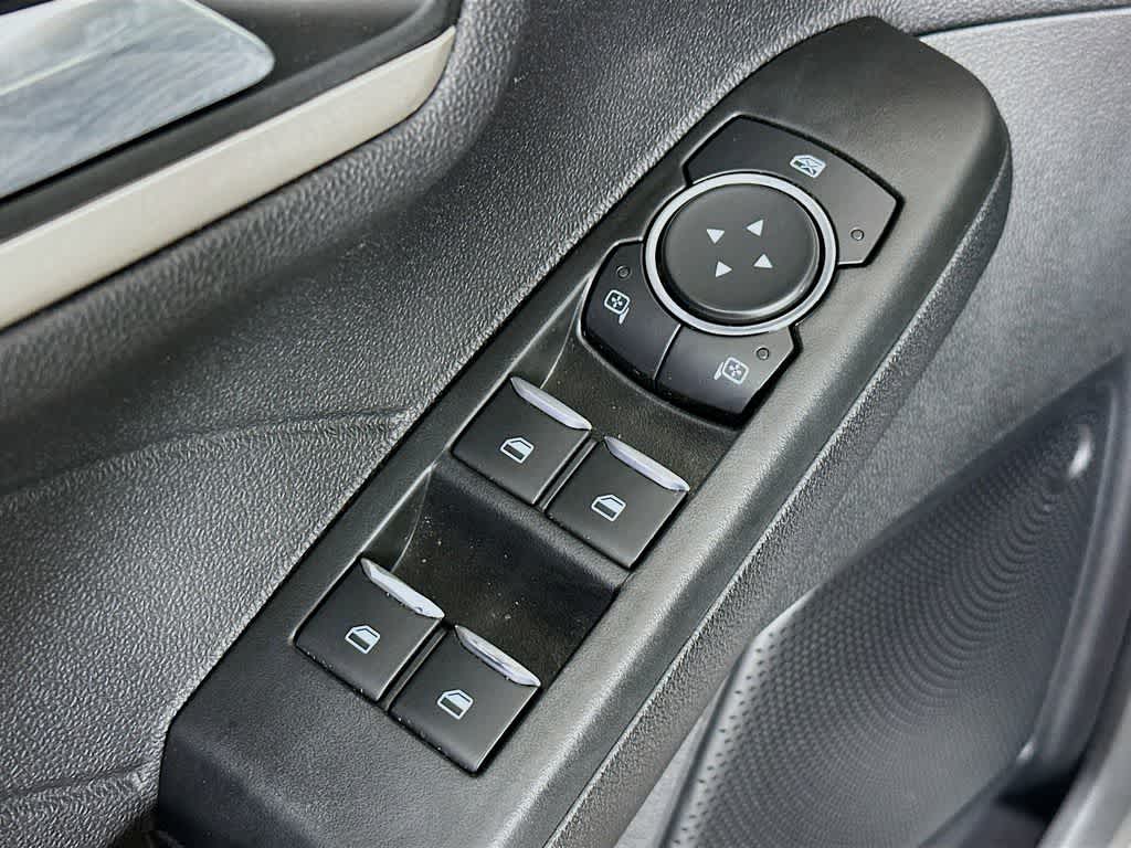 Thumbnail: 2021 Ford Escape - 29