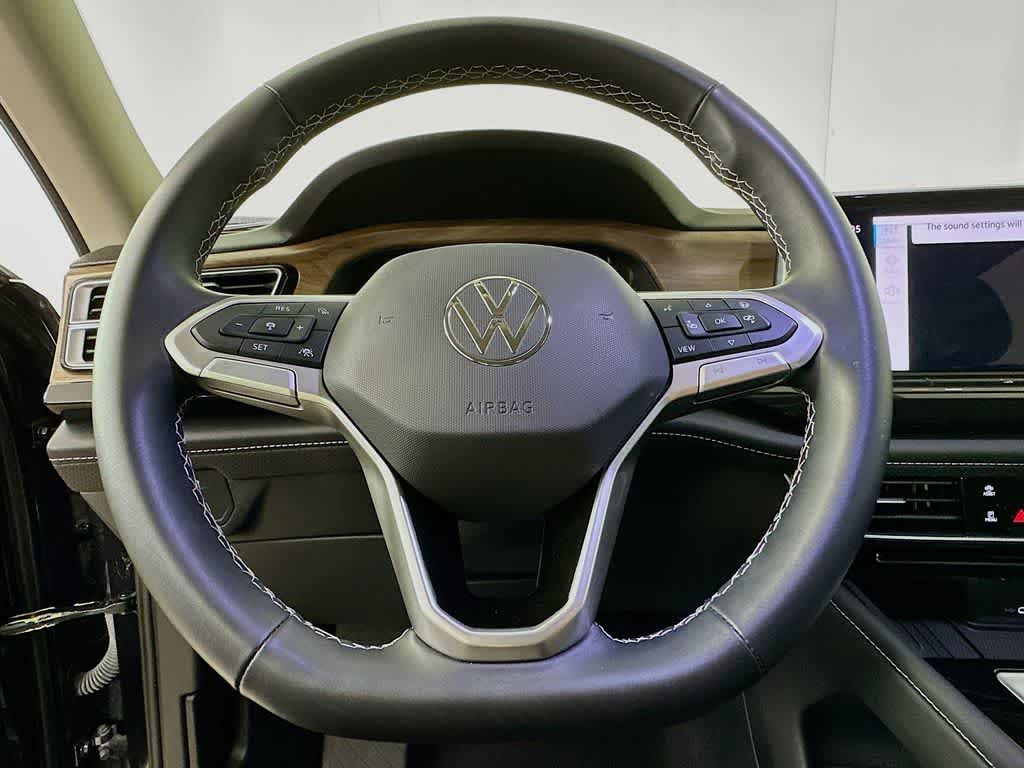 Thumbnail: 2025 Volkswagen Atlas - 16