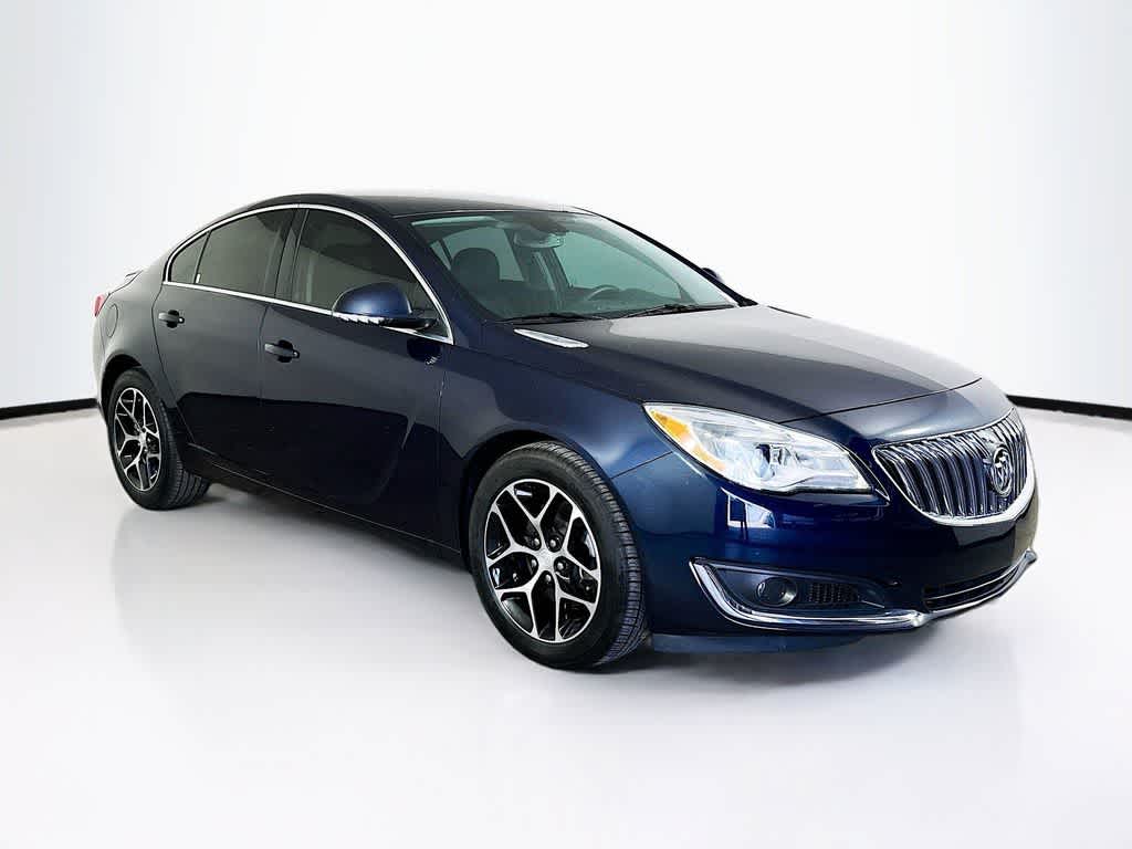 Thumbnail: 2017 Buick Regal - 24