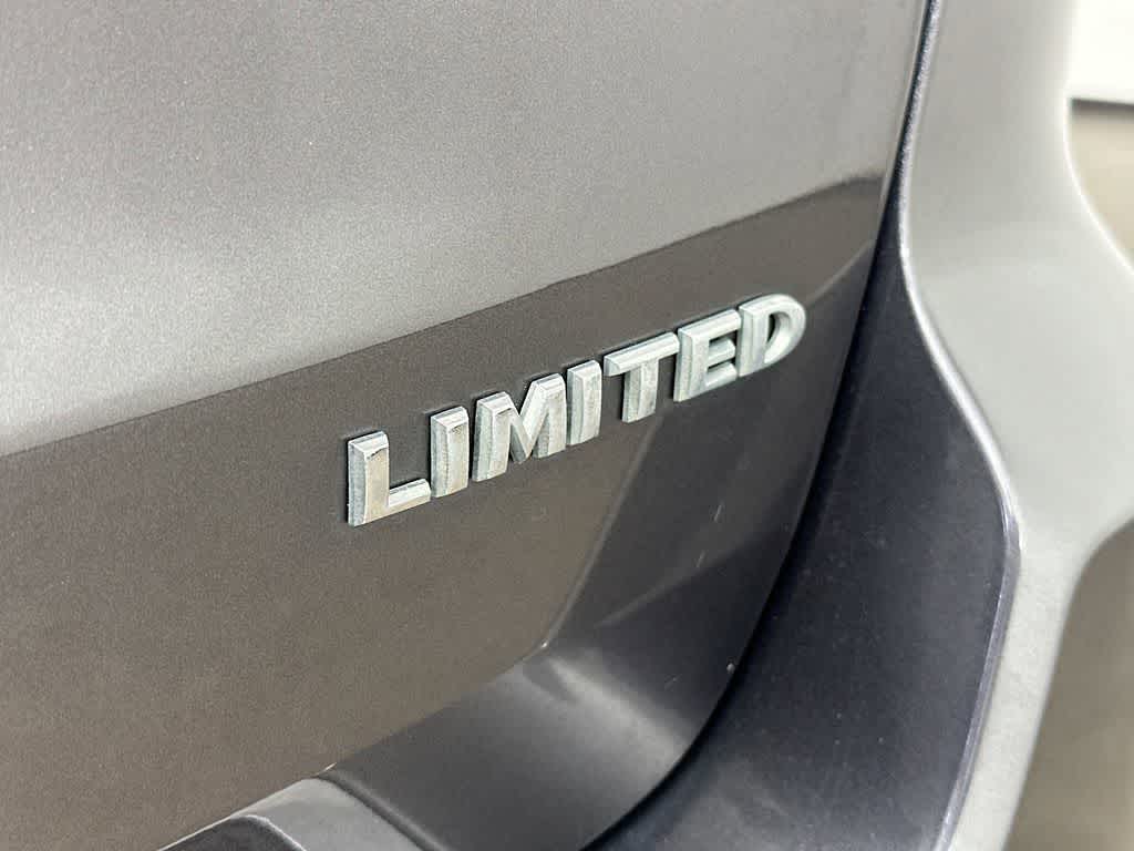 Thumbnail: 2015 Jeep Grand Cherokee - 7