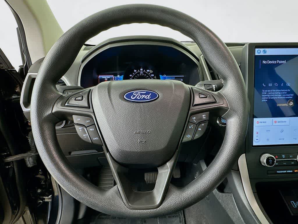 Thumbnail: 2022 Ford Edge - 16