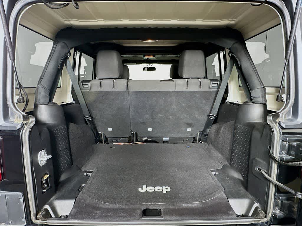 Thumbnail: 2015 Jeep Wrangler - 20