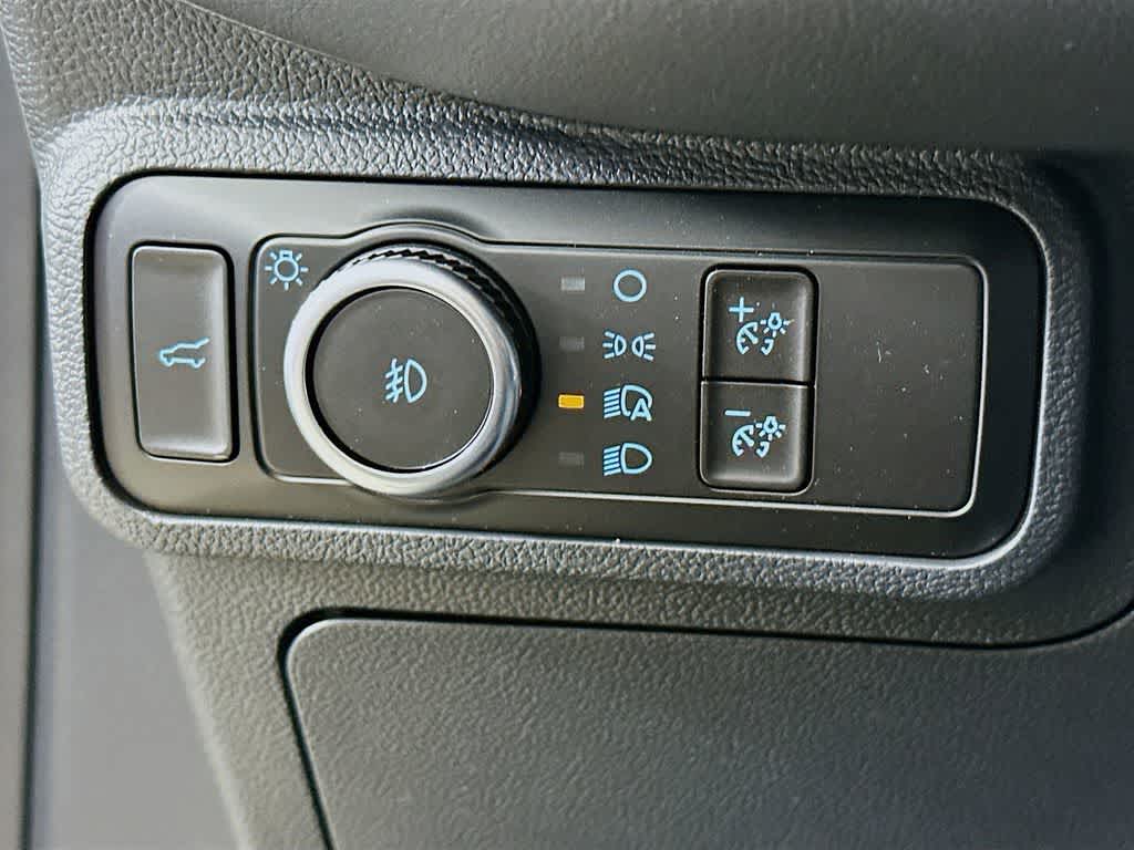 Thumbnail: 2026 Ford Explorer - 25