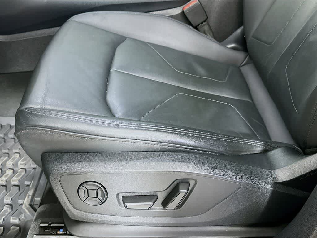 Thumbnail: 2021 Audi Q3 - 28