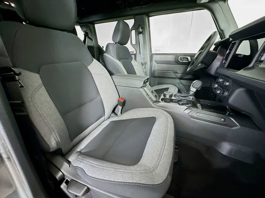 Thumbnail: 2025 Ford Bronco - 15