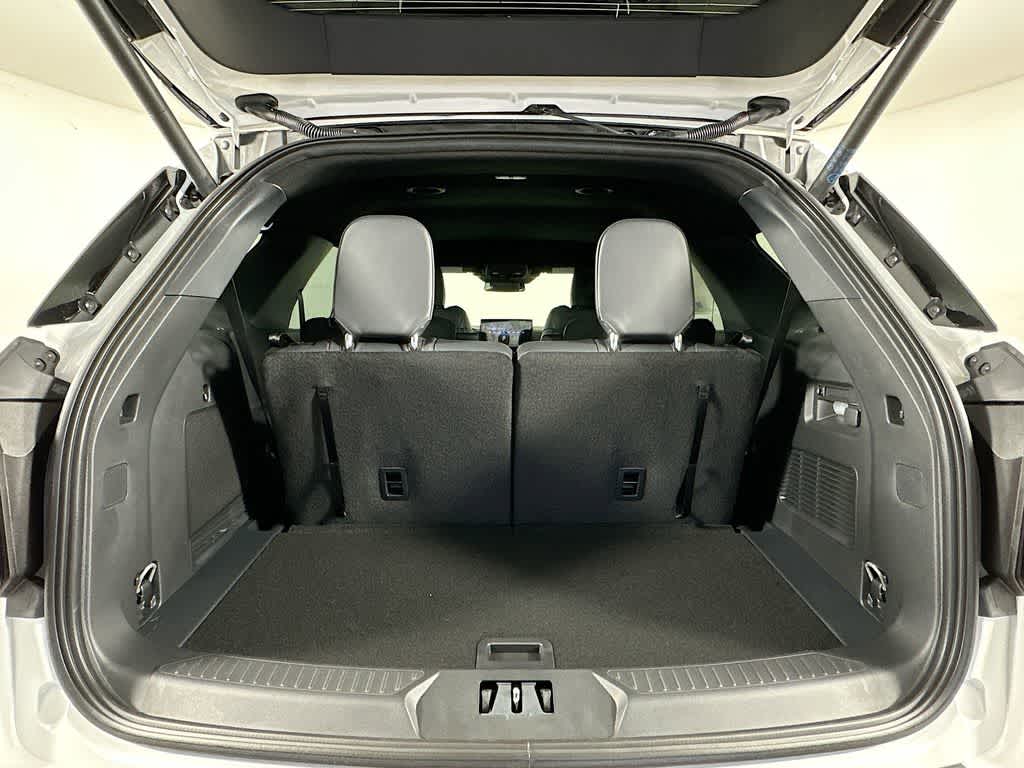 Thumbnail: 2026 Ford Explorer - 20