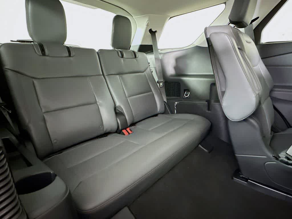 Thumbnail: 2026 Ford Explorer - 31